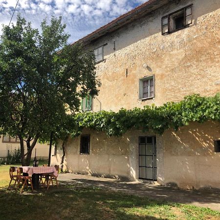 Cultural Monument House Vecchia Otočac Exterior foto