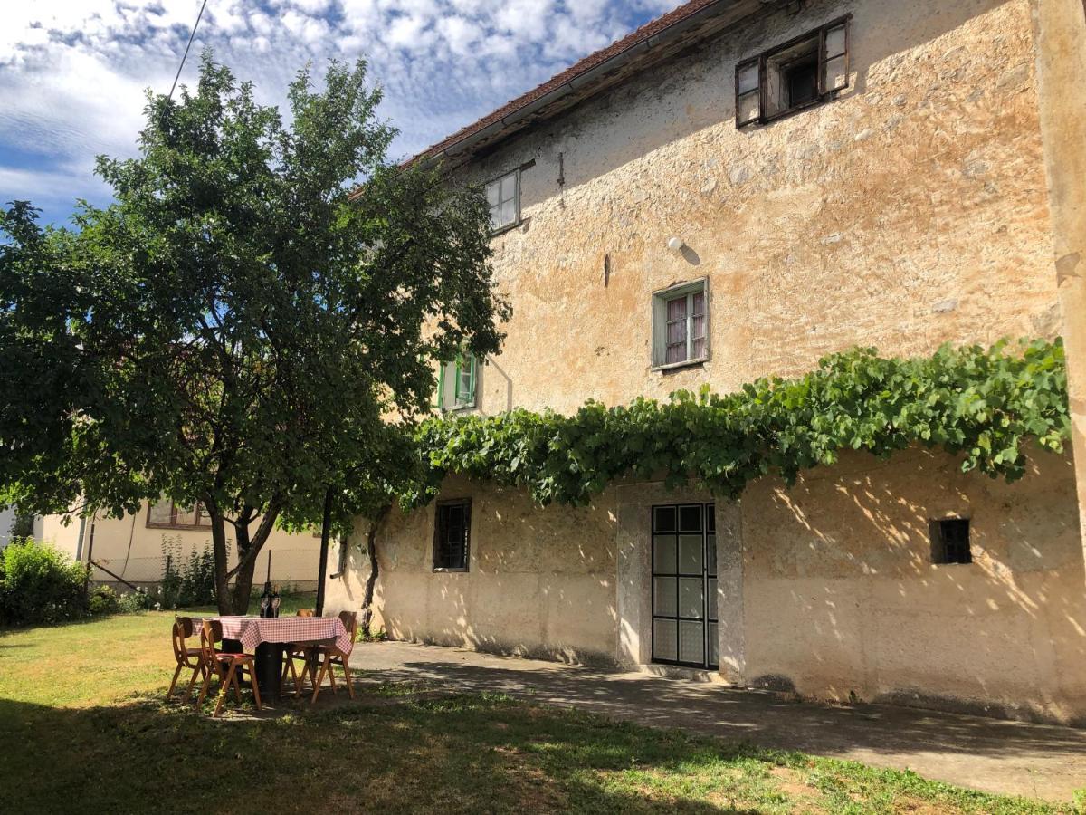 Cultural Monument House Vecchia Otočac Exterior foto